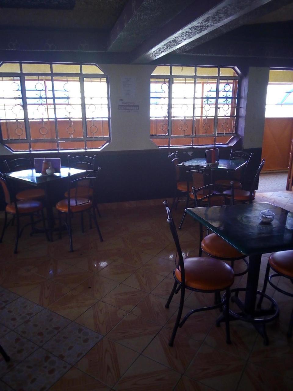 Maendeleo Parkview Hotel Narok Buitenkant foto