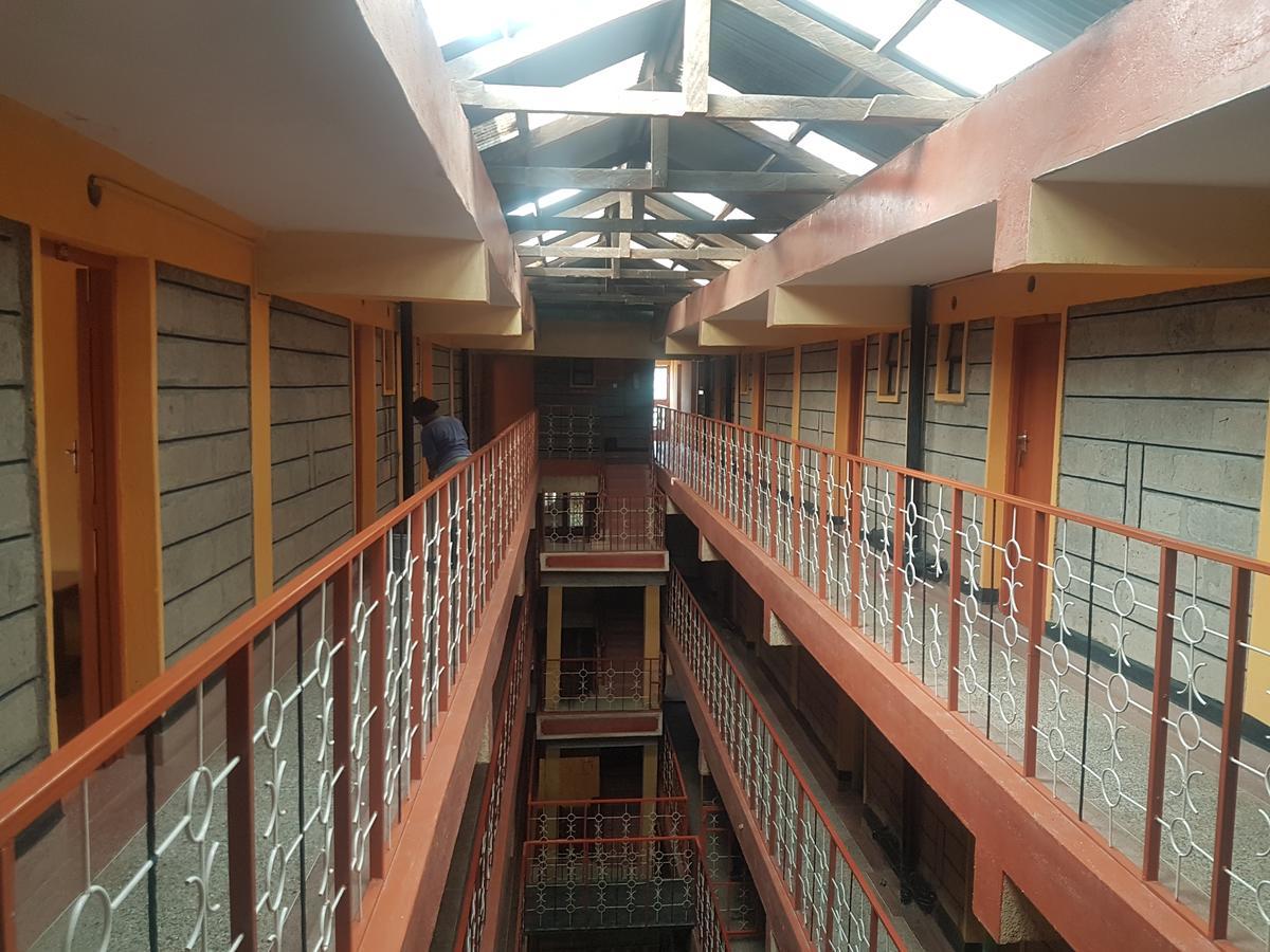 Maendeleo Parkview Hotel Narok Buitenkant foto